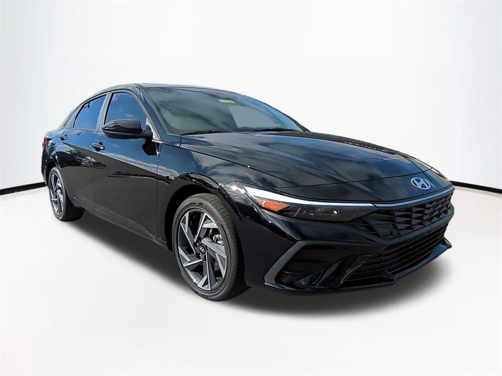 2025 Hyundai Elantra Hybrid SEL Sport photo 2