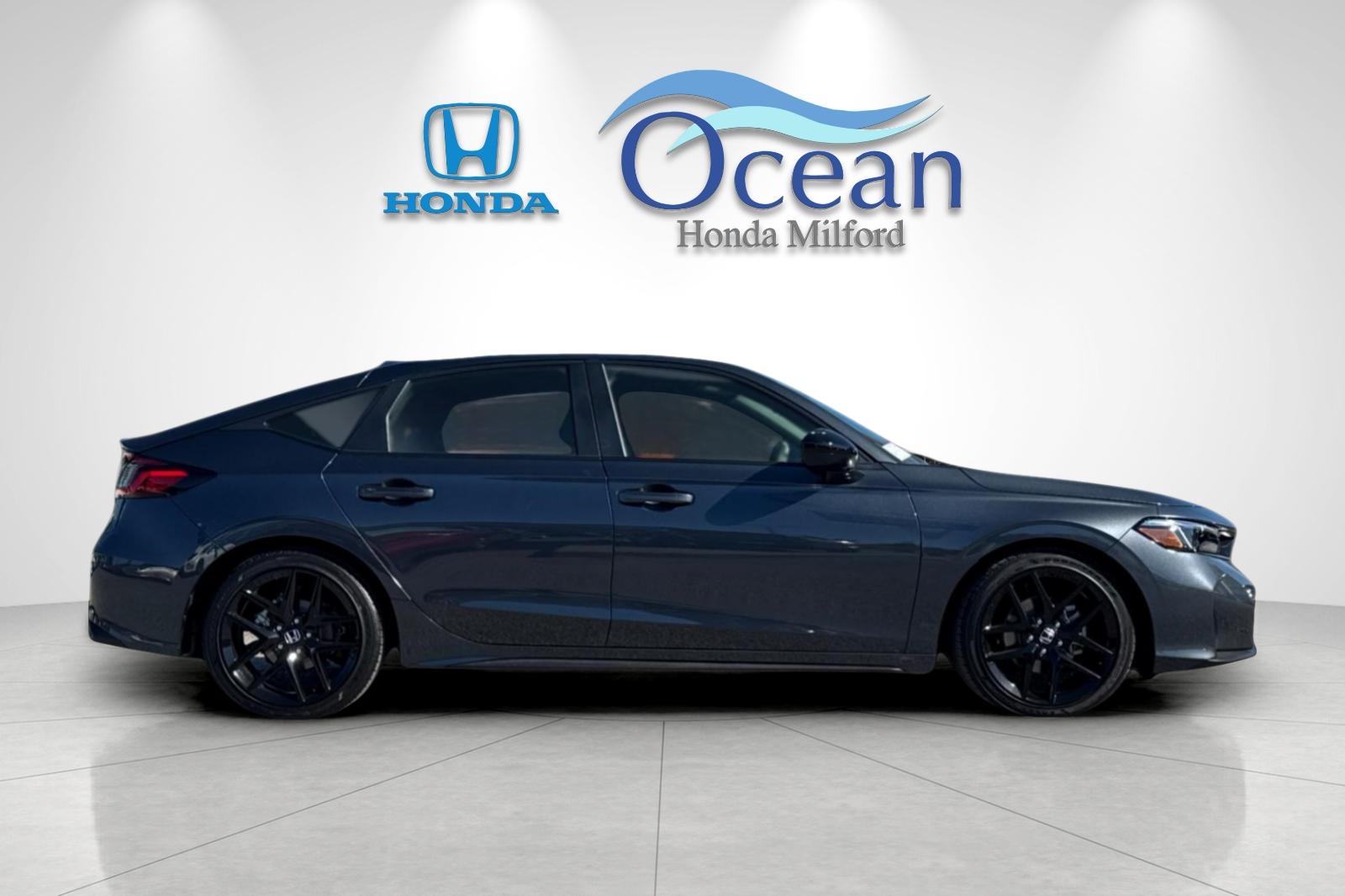 2026 Honda Civic Sport Hatchback photo 4