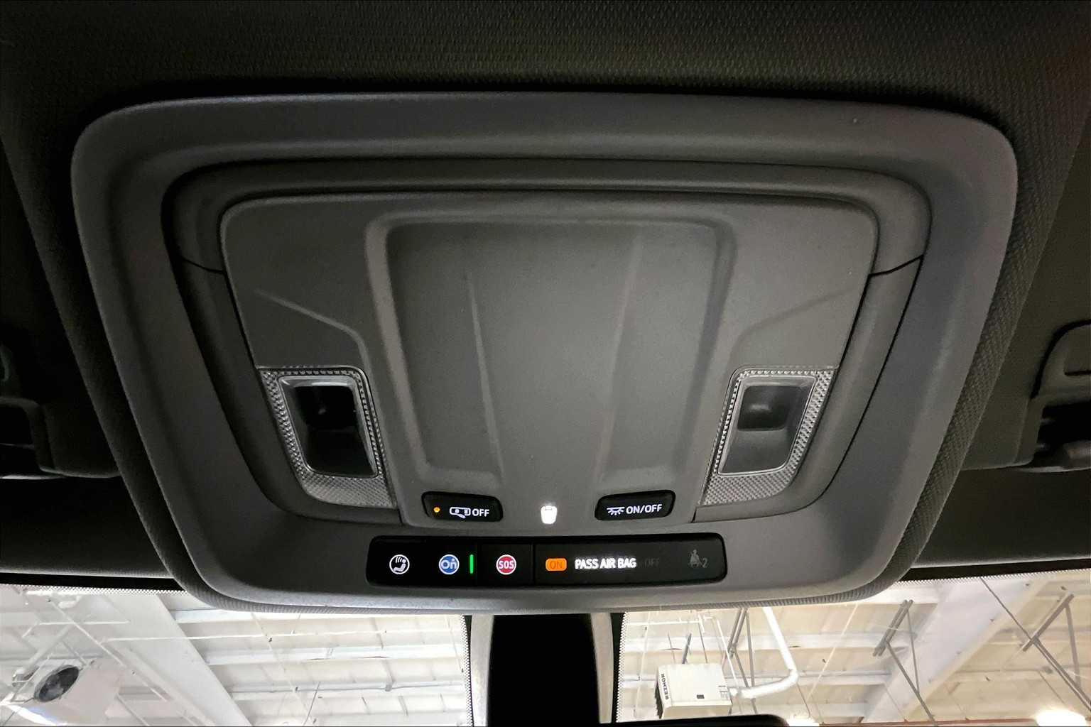 2022 Chevrolet Silverado 1500 RST photo 21