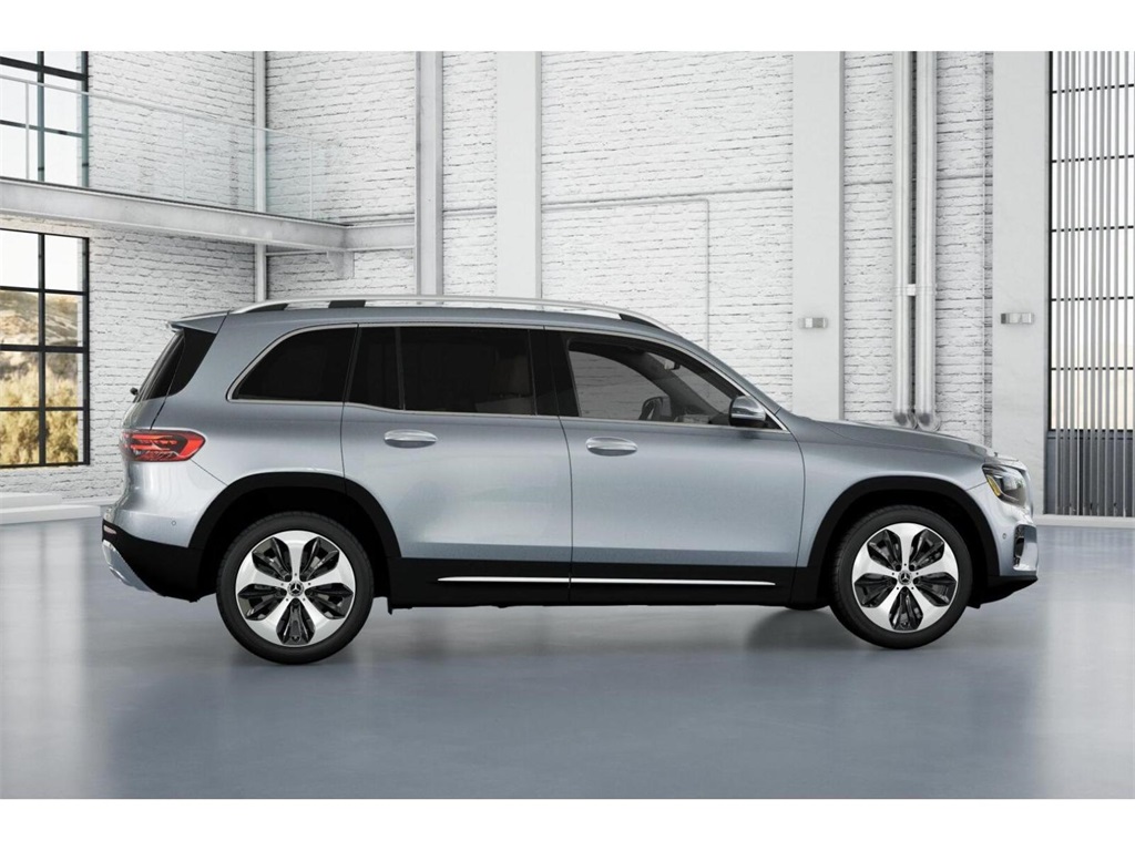 2025 Mercedes Benz GLB 250 photo 15