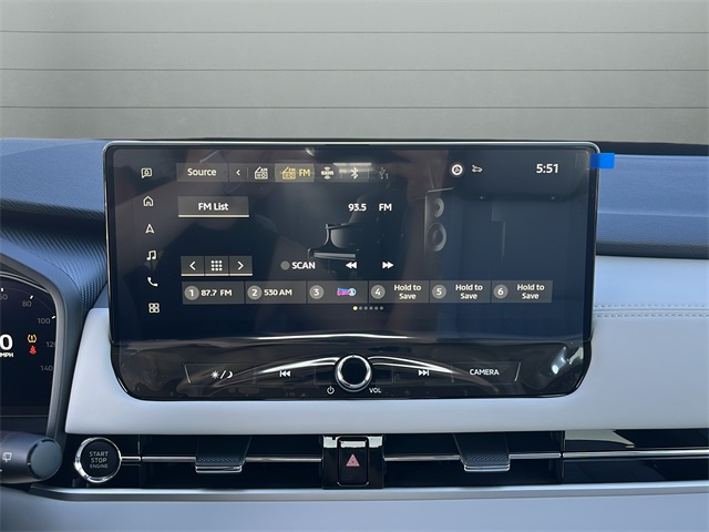 2025 Mitsubishi Outlander SEL photo 16