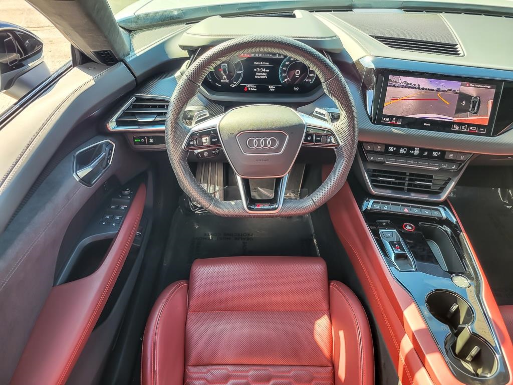 2024 AUDI RS E-TRON GT - Image 11