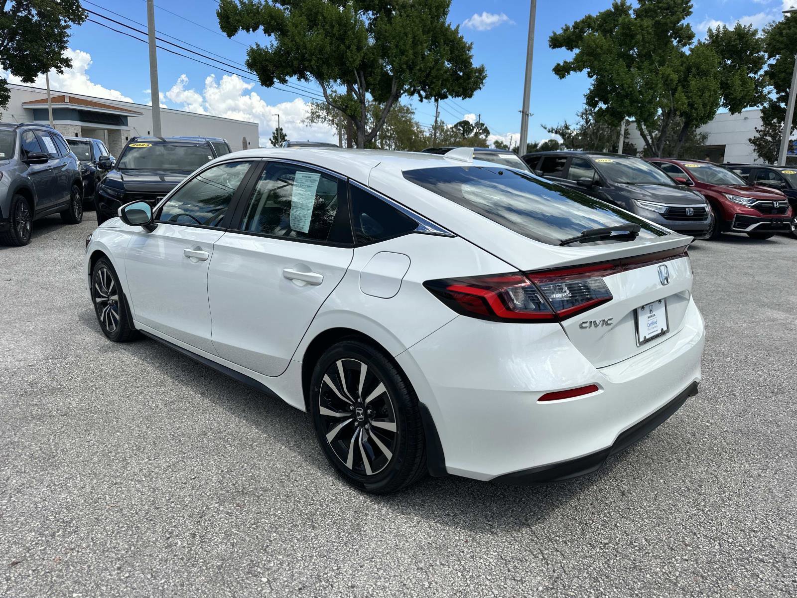 2023 Honda Civic EX-L Hatchback photo 4