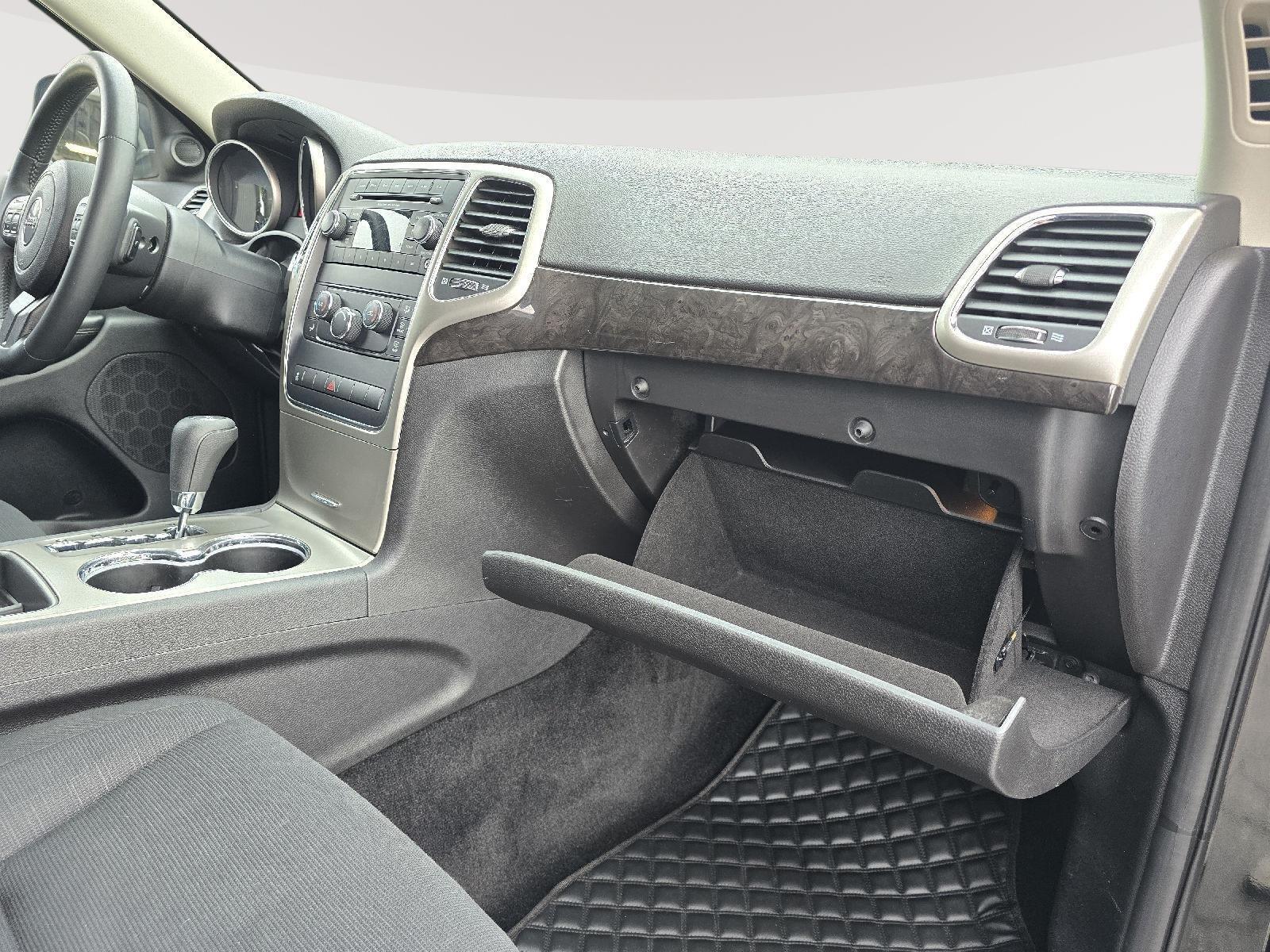 2013 Jeep Grand Cherokee Laredo photo 18