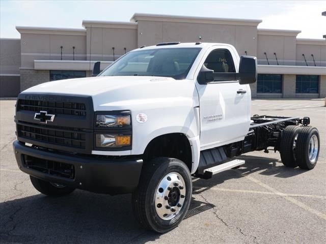 2024 Chevrolet Silverado 4500 Medium Duty Chassis Cab Work Truck's photo