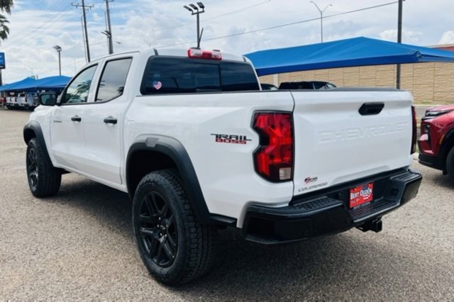 2025 Chevrolet Colorado Trail Boss photo 4