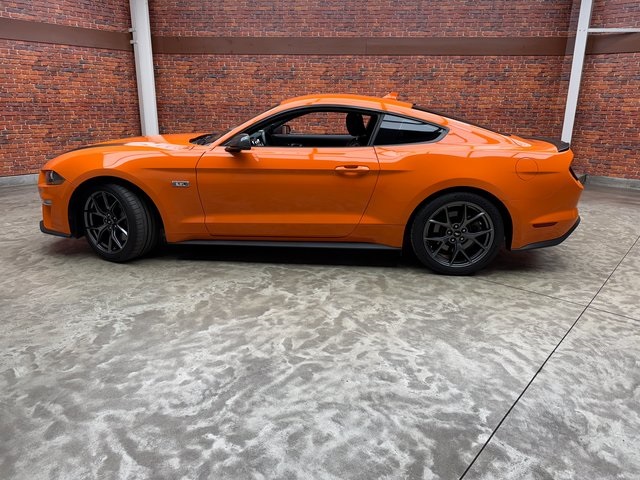 2020 Ford Mustang EcoBoost Premium photo 2