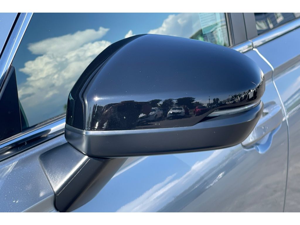 2025 Honda CR-V Hybrid Sport-L photo 17