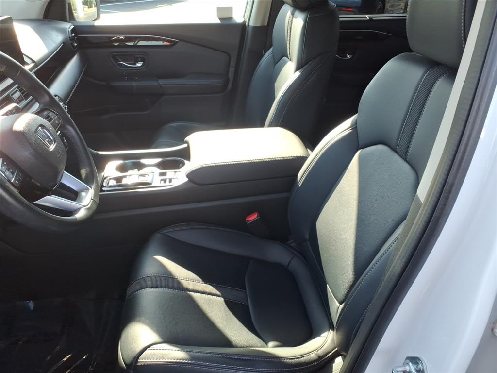 2023 Honda Pilot Touring photo 4