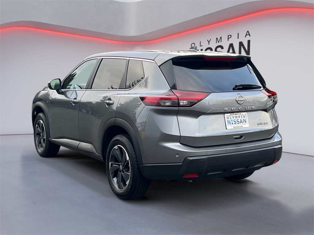 2024 Nissan Rogue SV photo 3