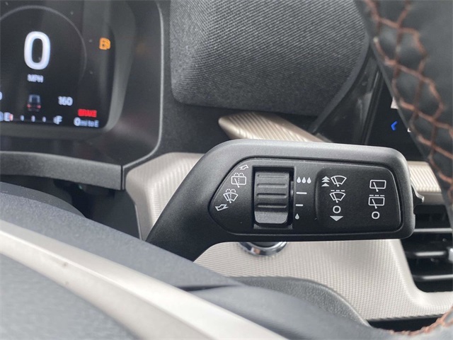 2025 Ford Explorer photo 25
