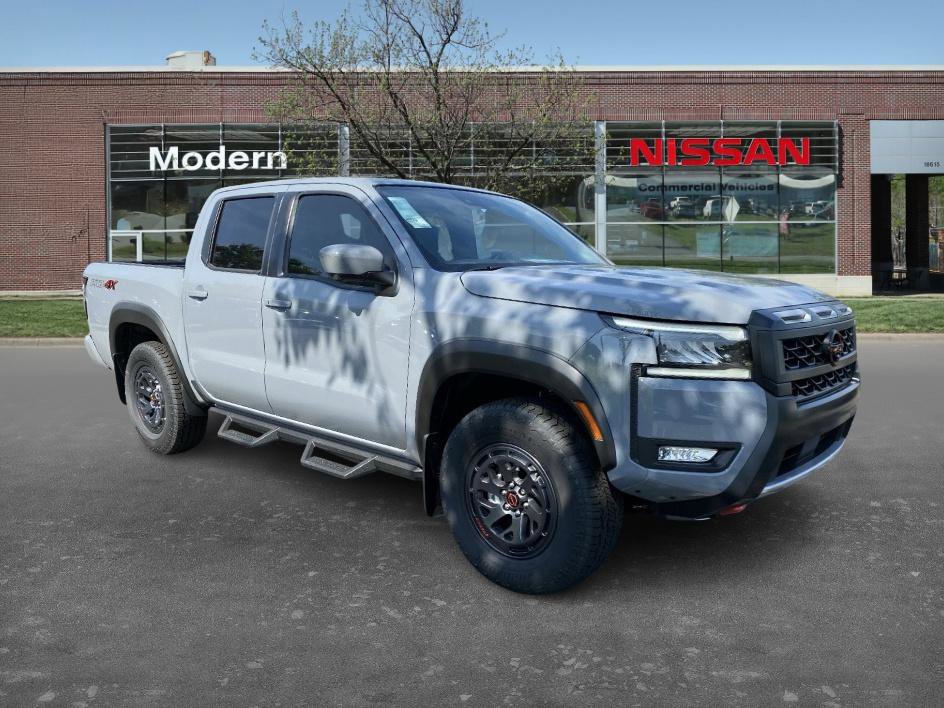 2026 Nissan Frontier Crew Cab PRO-4X photo 5
