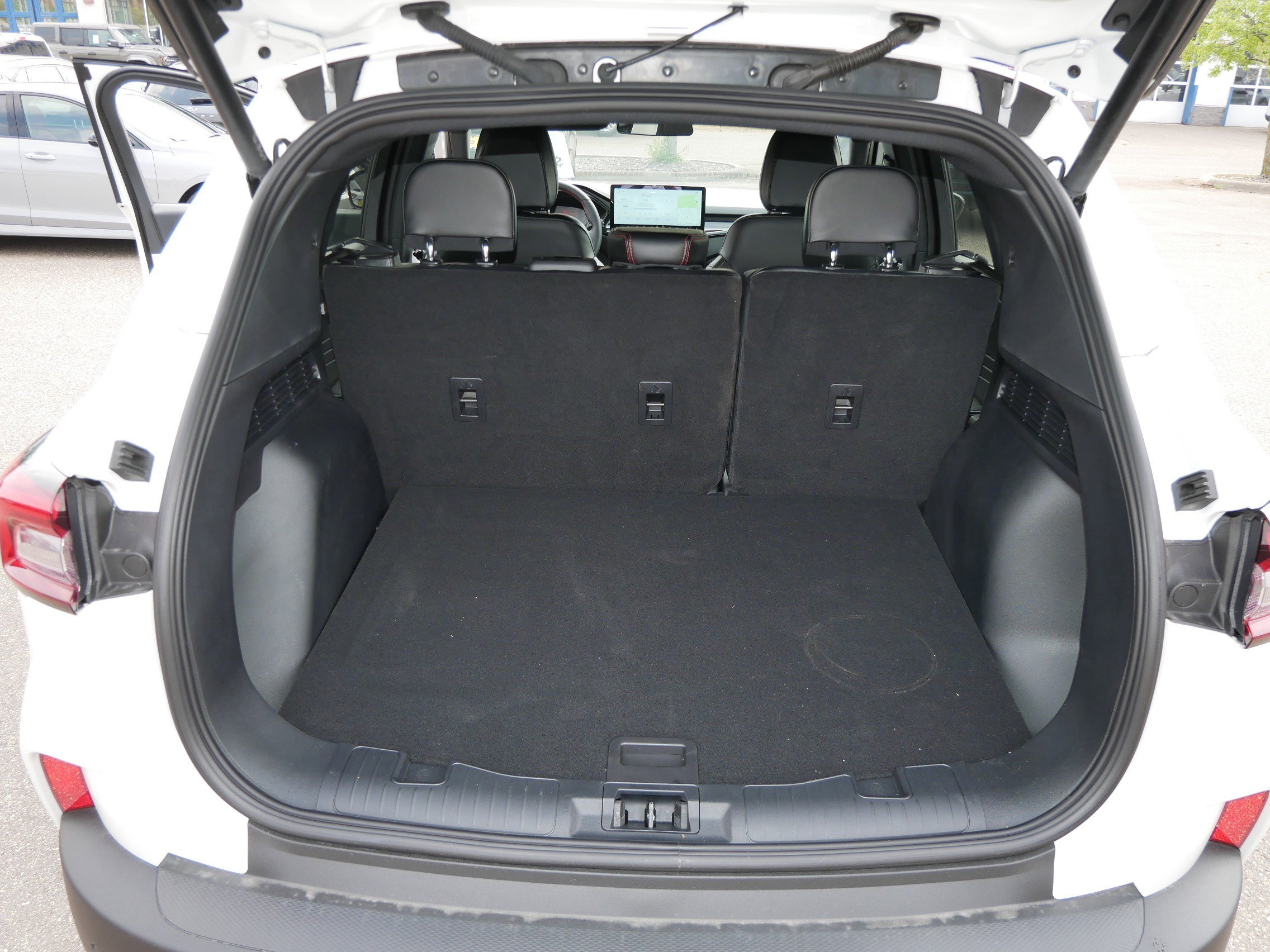 2025 Ford Escape ST-Line Select photo 18