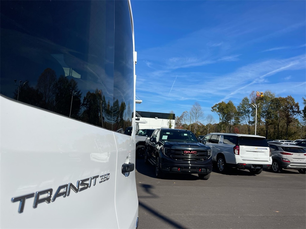2023 Ford Transit XL photo 21
