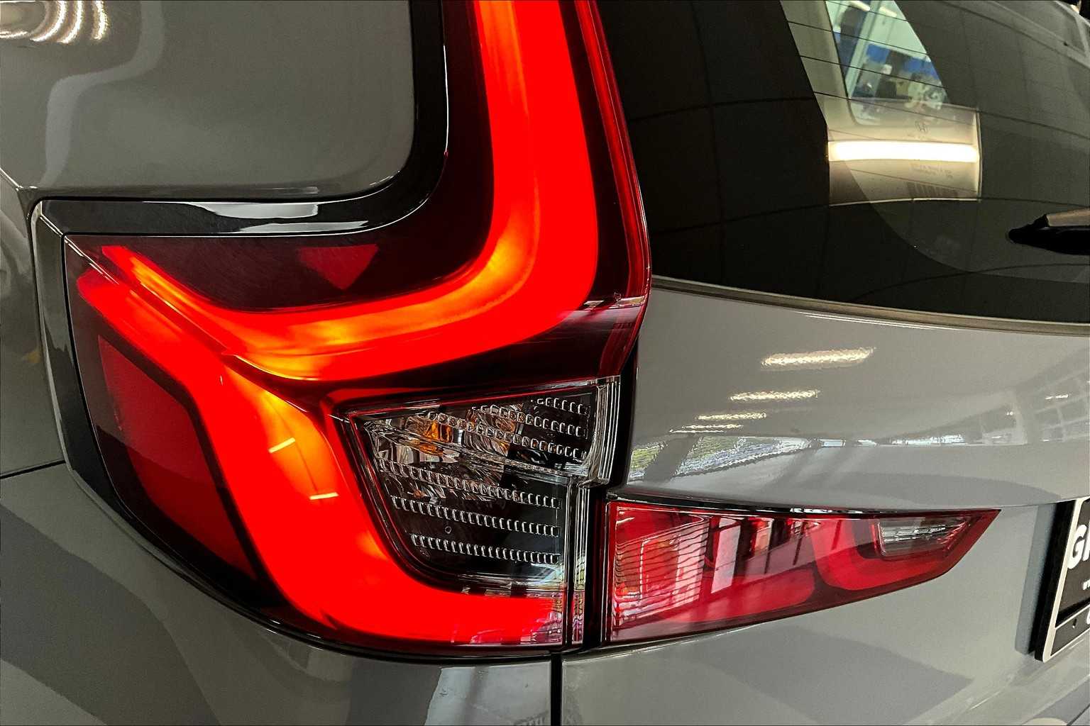 2024 Honda CR-V LX photo 28