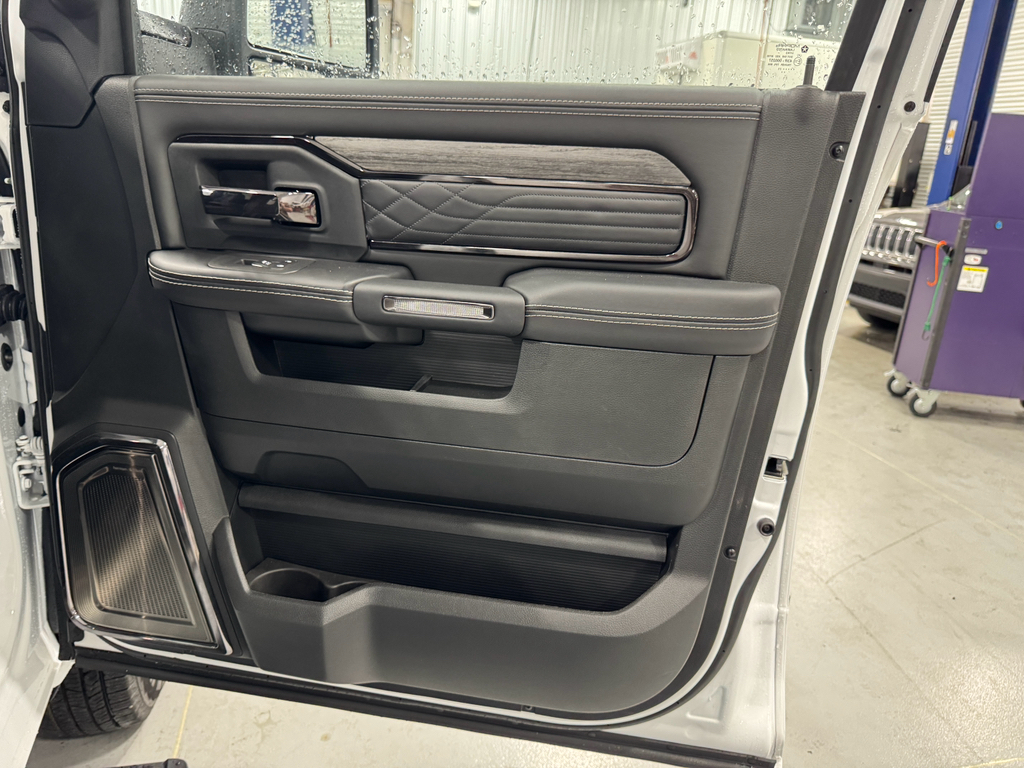 2025 Ram 3500 Limited photo 19