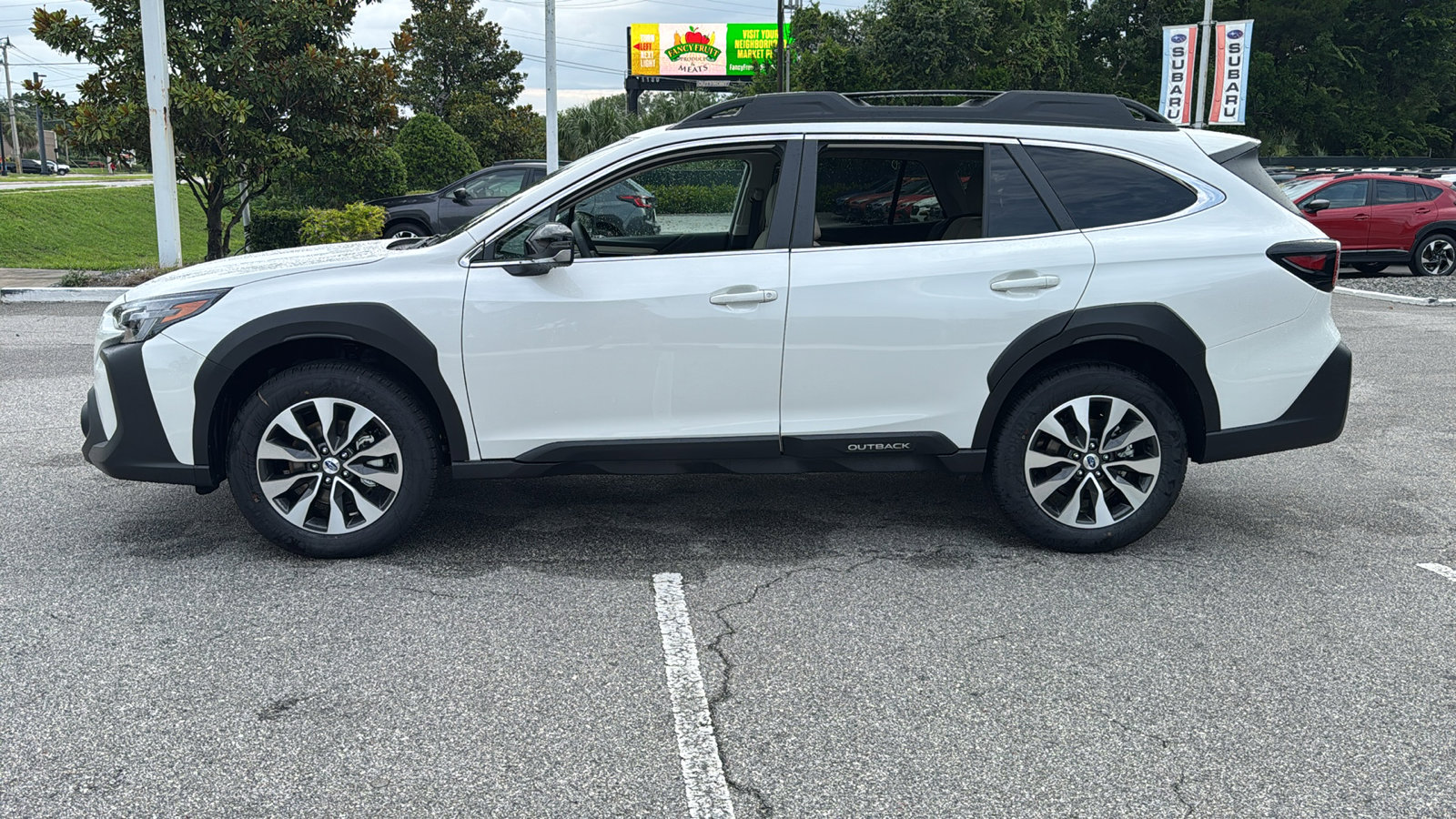 2025 Subaru Outback Limited photo 4