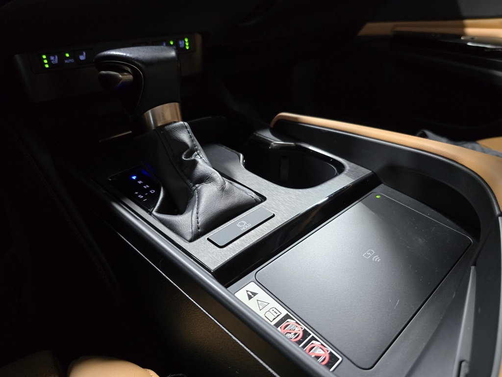 2023 Lexus ES 350 Luxury photo 20