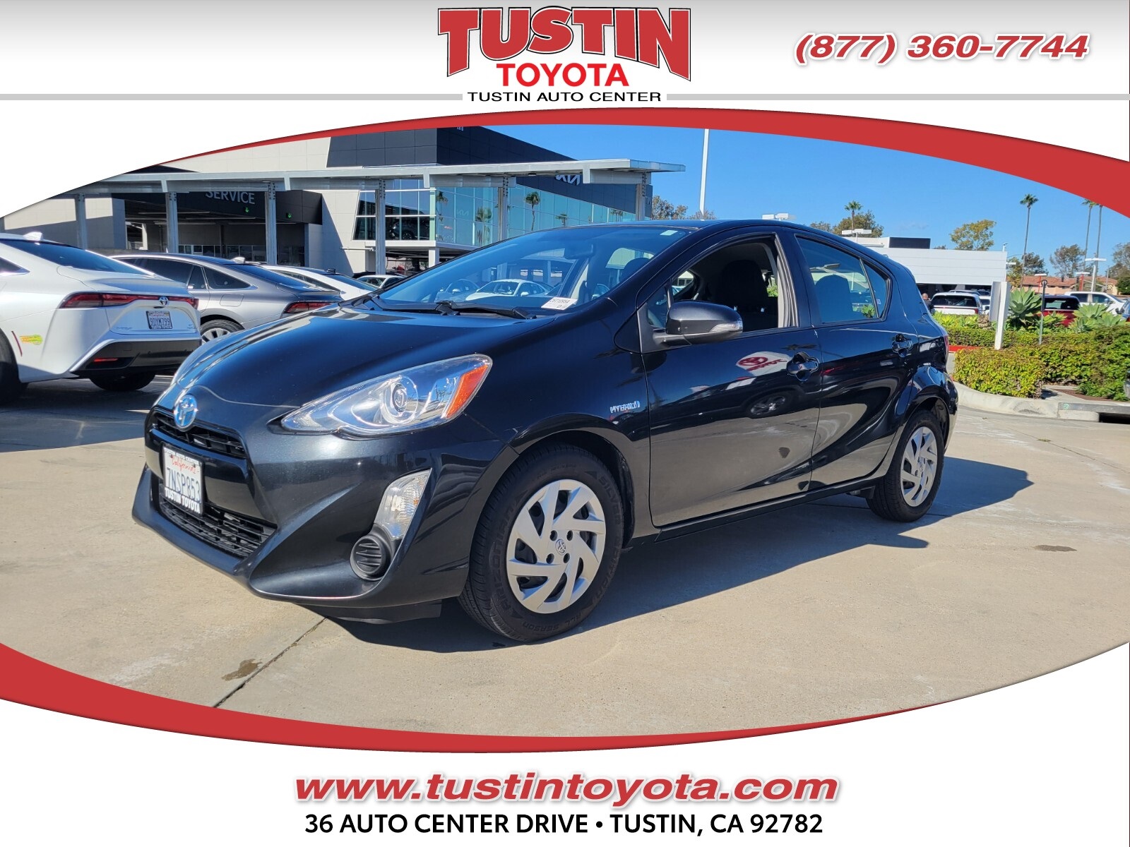 2015 Toyota Prius c Two's photo