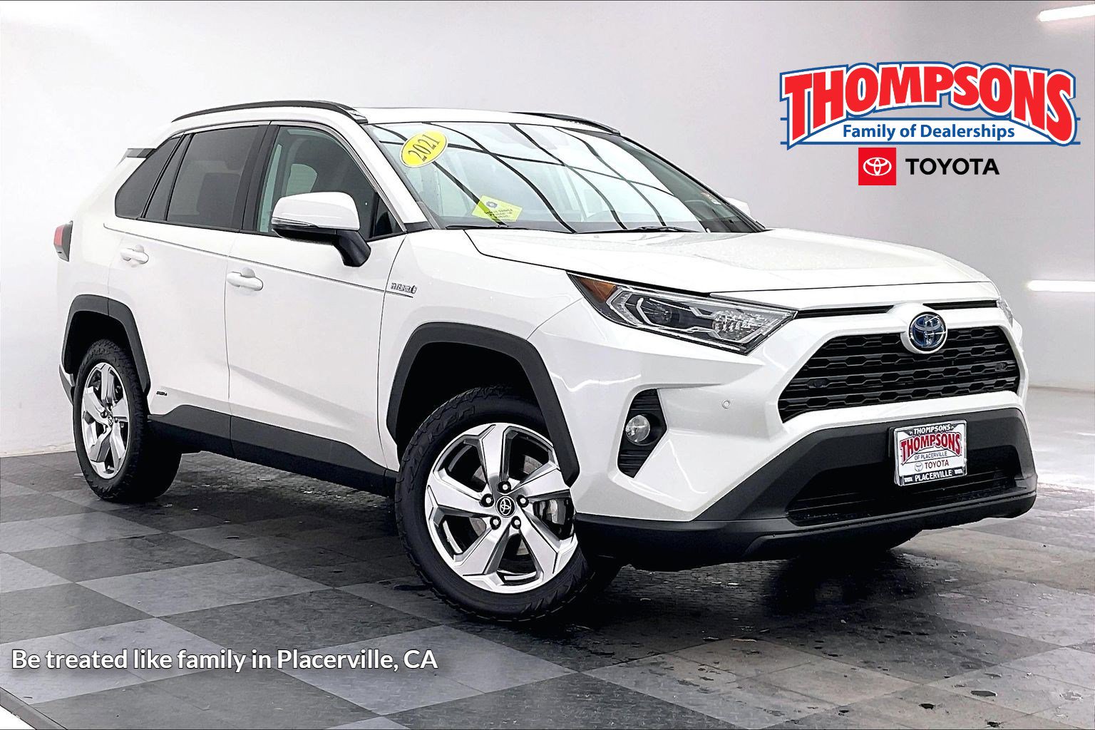 2021 Toyota RAV4 XLE Premium's photo