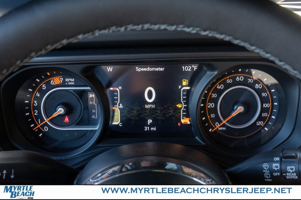 2025 Jeep Wrangler Sahara photo 26