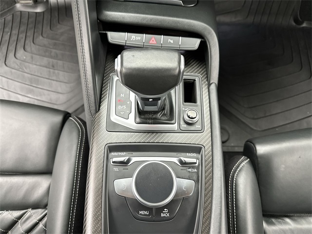 2017 Audi R8 5.2 Plus Quattro photo 10