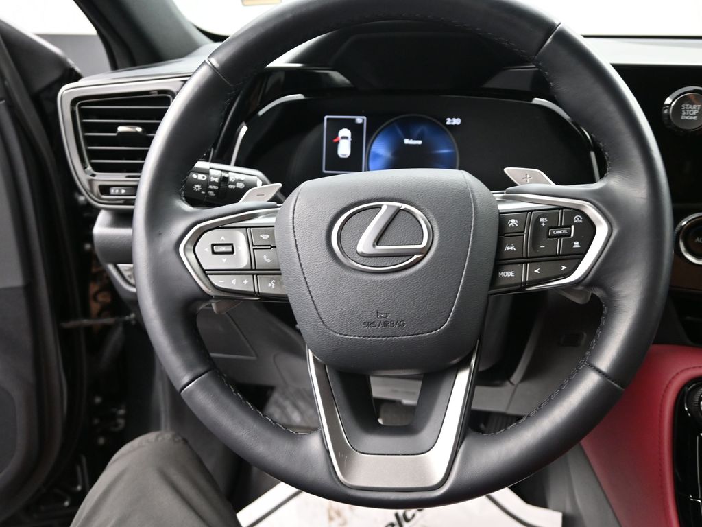 2022 Lexus NX 350 photo 9