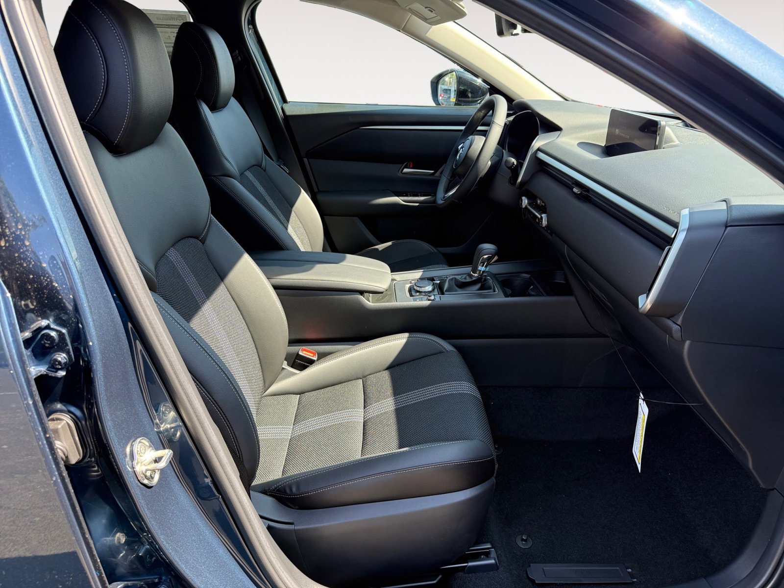 2025 Mazda CX-50 2.5 S Premium photo 19