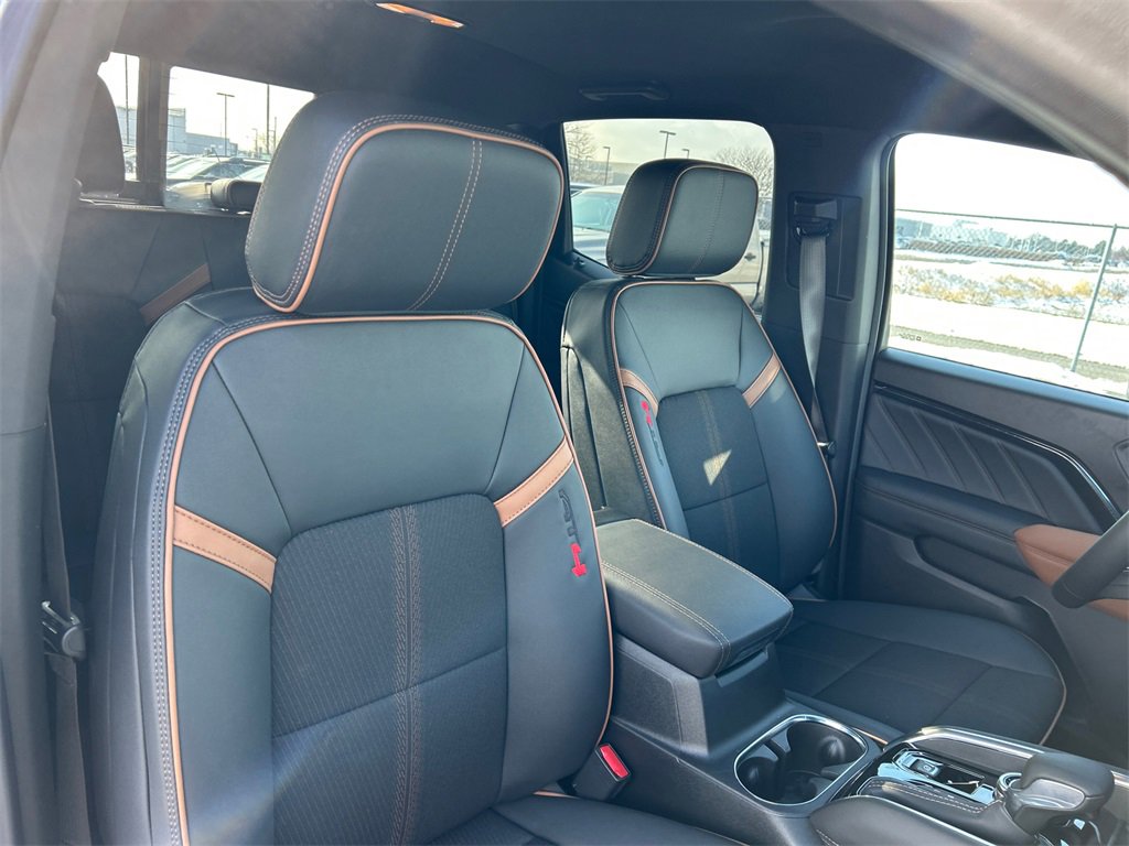 2026 GMC CANYON - Image 34