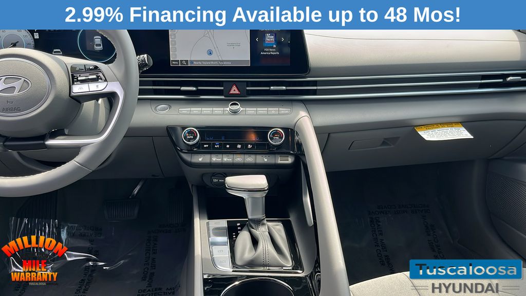 2025 Hyundai Elantra SEL Convenience photo 25