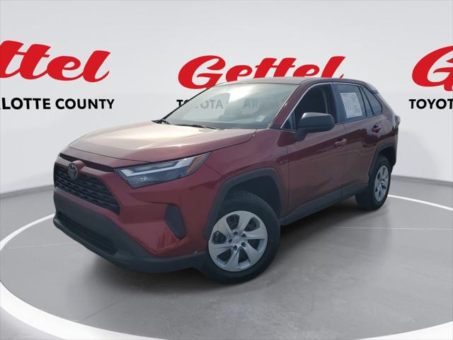2023 Toyota RAV4 LE's photo