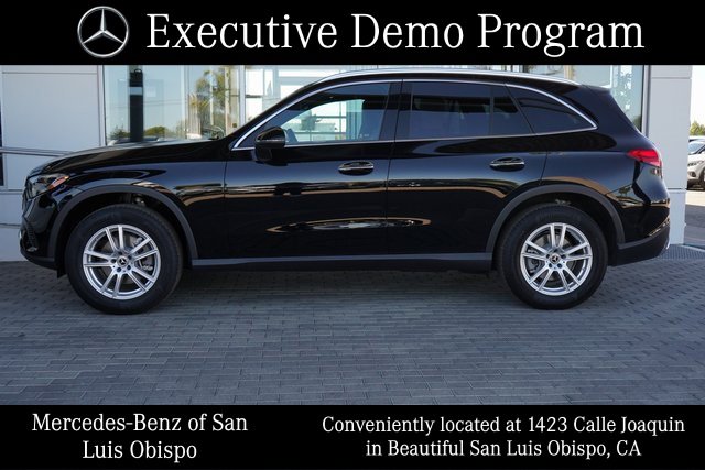 2025 Mercedes Benz GLC 300 photo 3