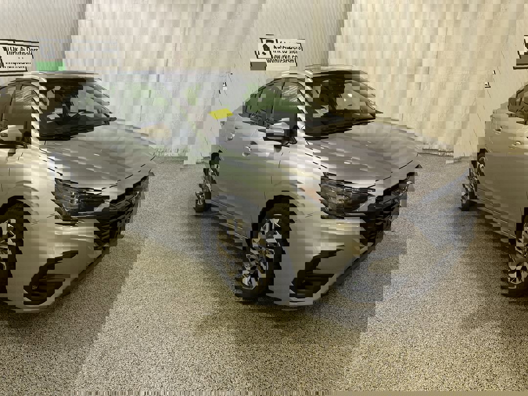 2025 Subaru Legacy Limited's photo