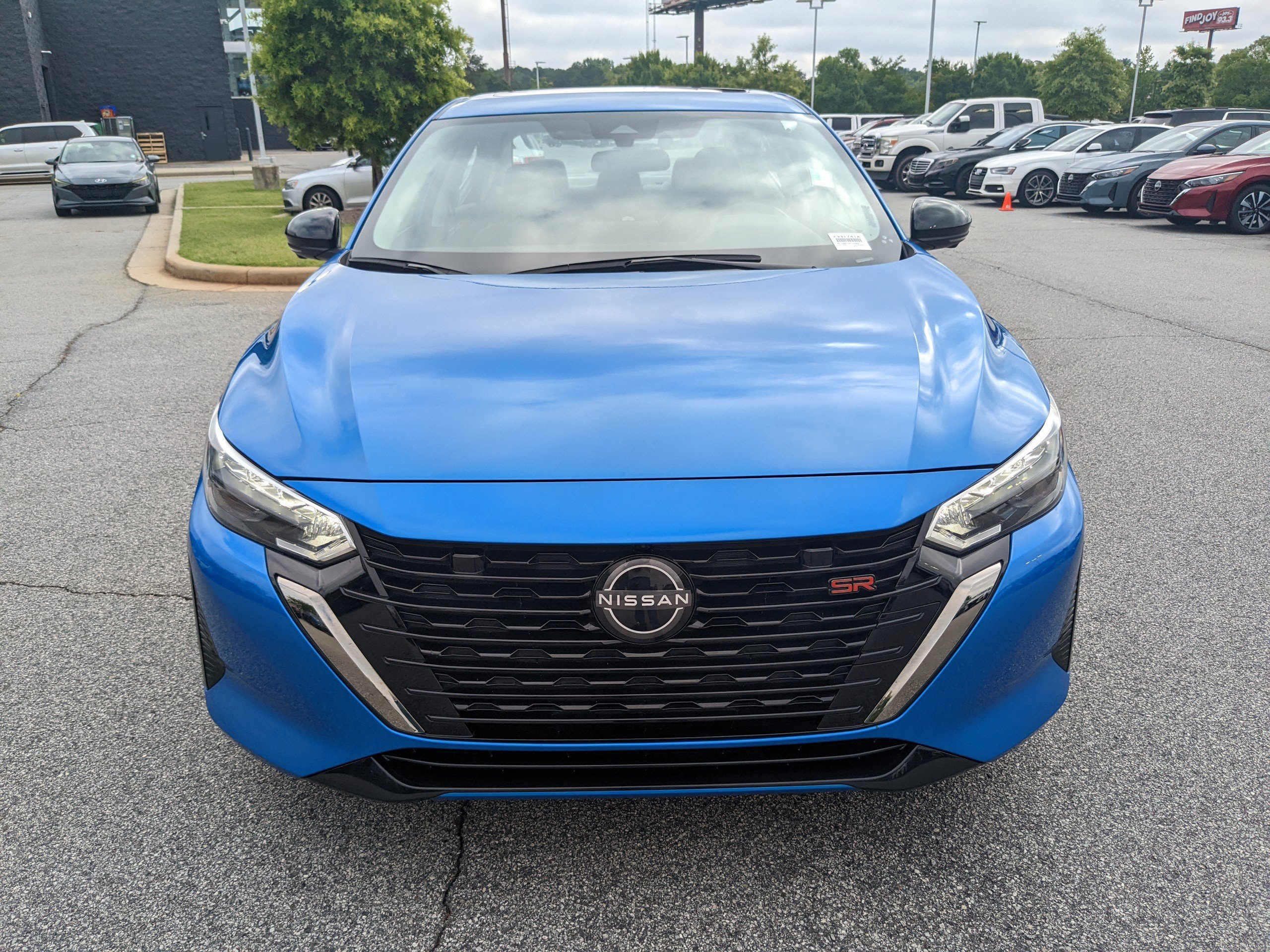 2024 Nissan Sentra SR photo 7