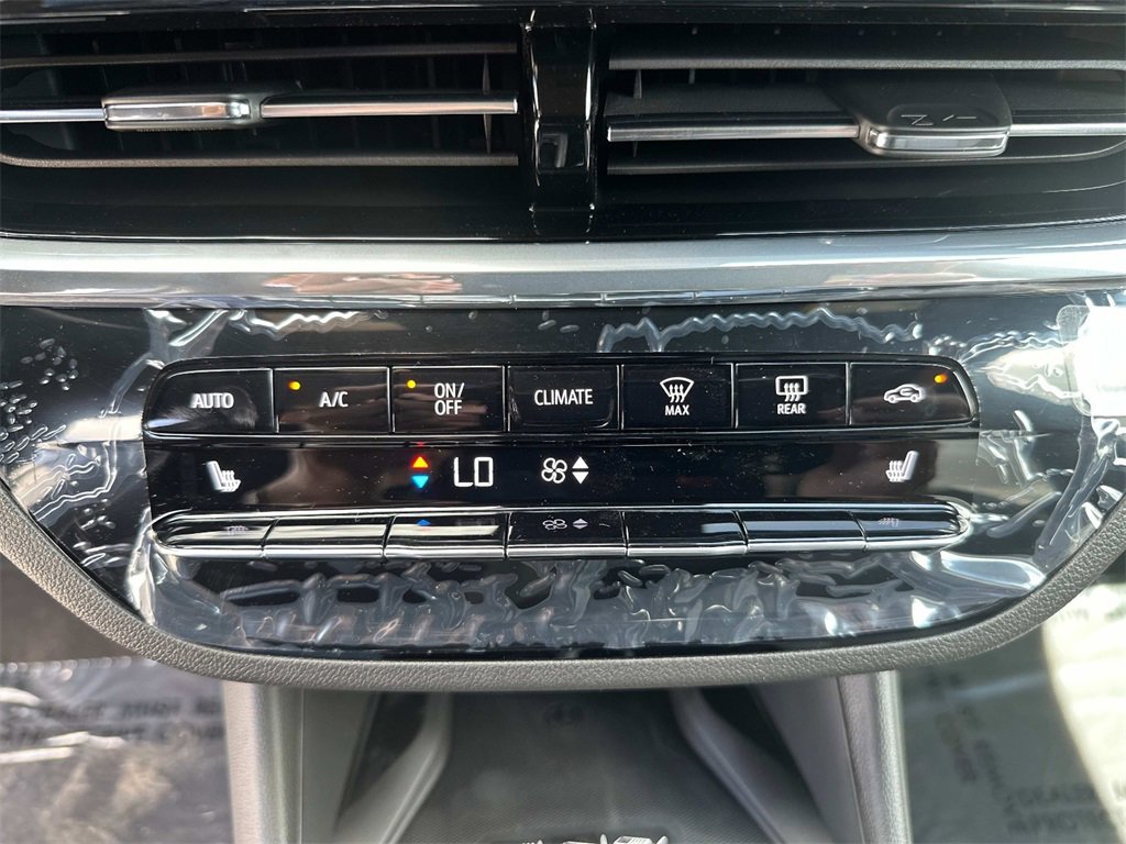 2025 Buick Envista Avenir photo 24