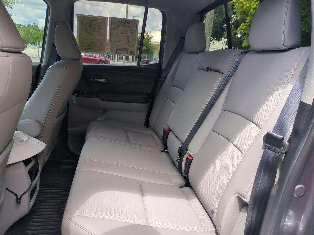 2022 Honda Ridgeline RTL-E photo 13