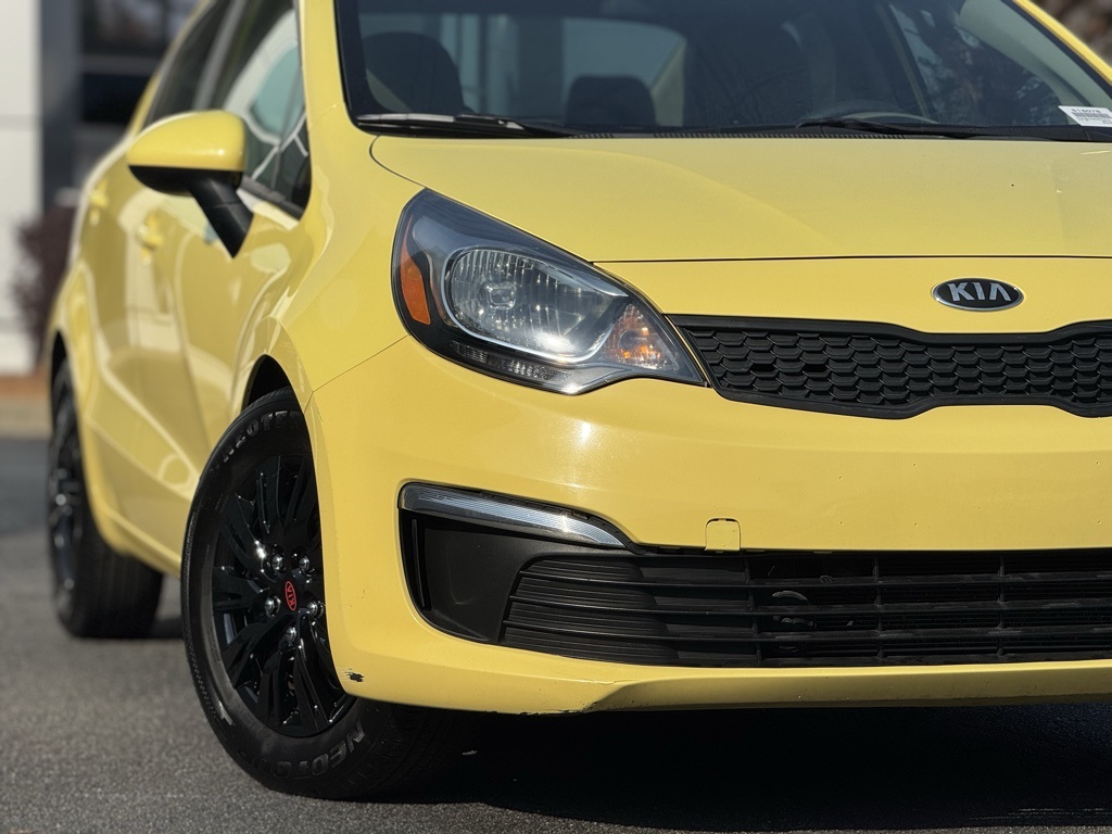 2016 Kia Rio LX photo 2