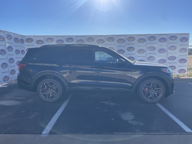 2026 Ford Explorer ST's photo