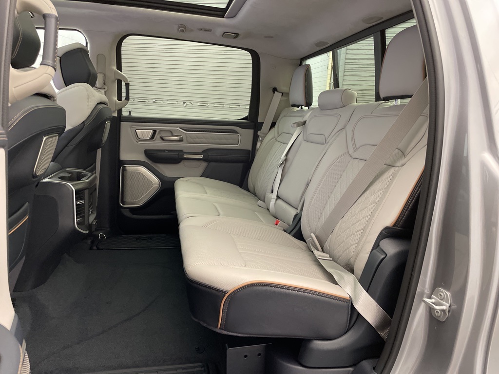 2025 Ram 1500 photo 20