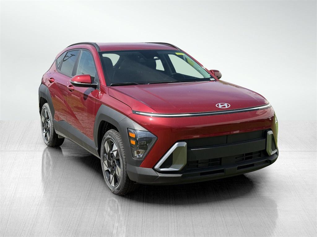 2025 Hyundai Kona SEL photo 2