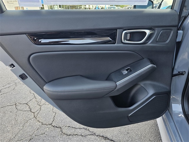 2026 Honda Civic Hybrid Sport Touring photo 8