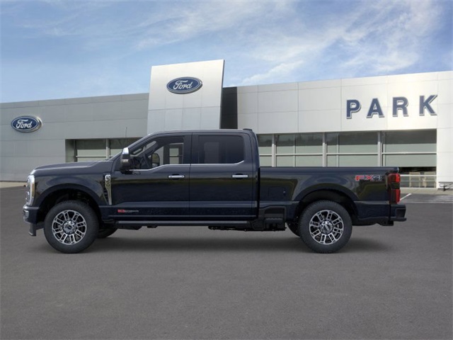 2025 Ford F-350 photo 3