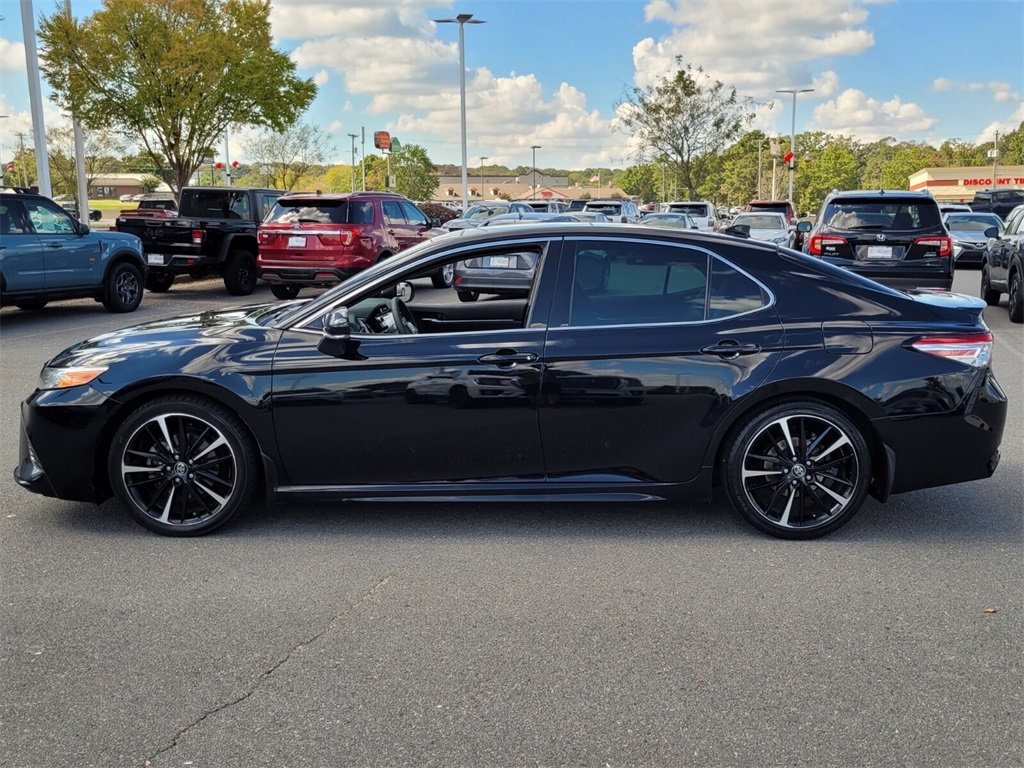 2020 Toyota Camry XSE photo 4