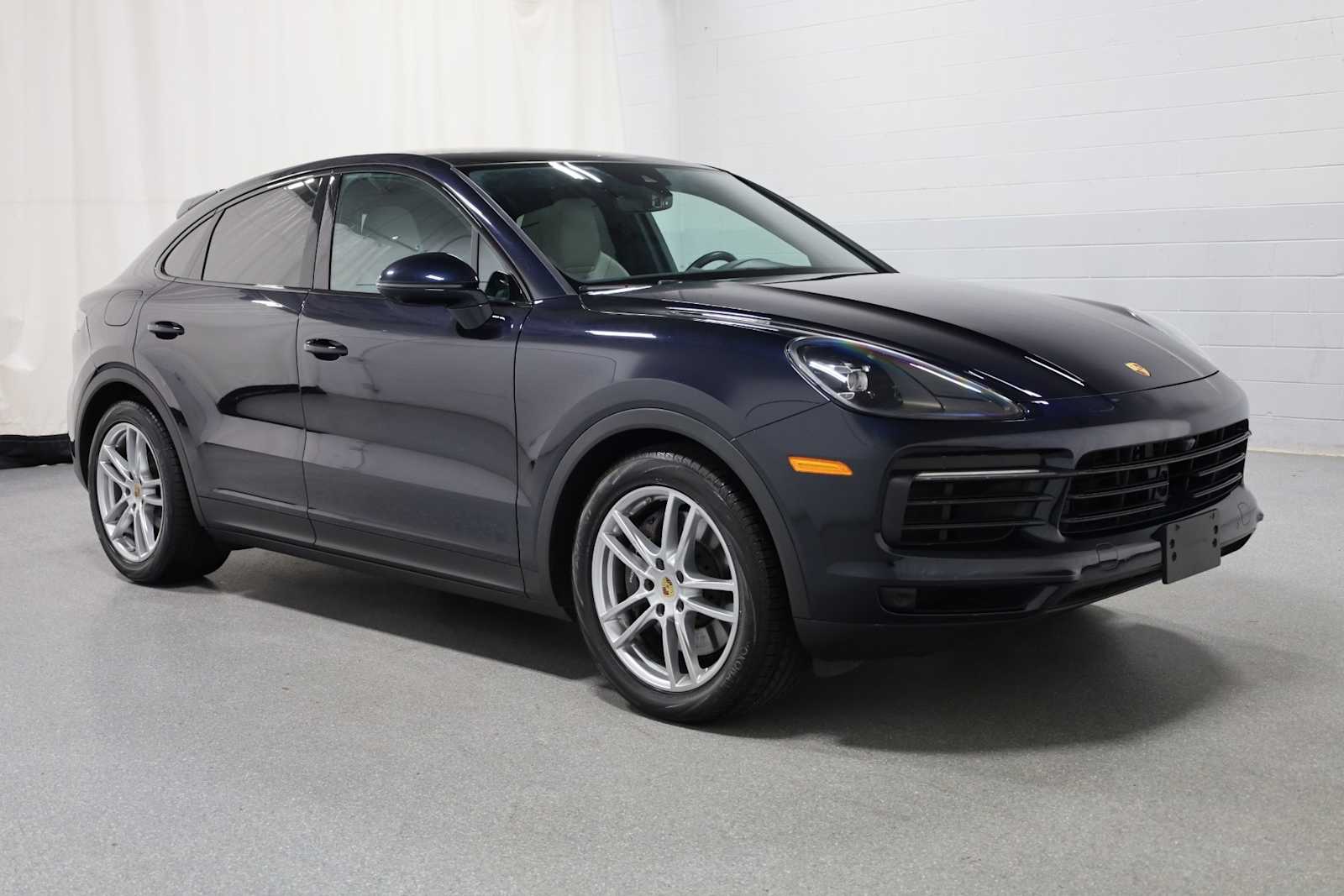 2023 Porsche Cayenne Coupe photo 12