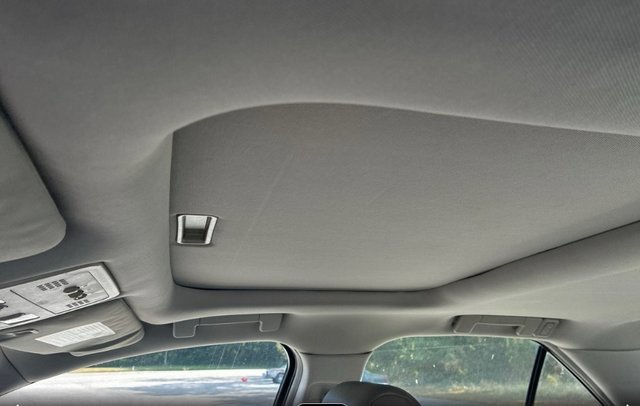 2010 Cadillac STS Performance photo 5