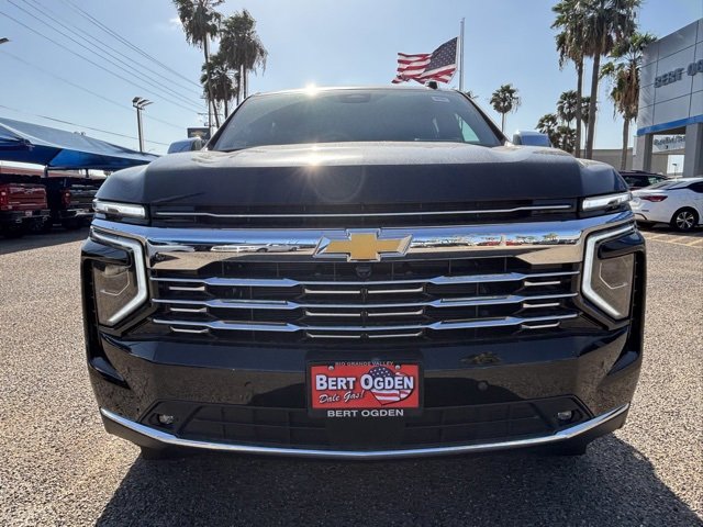 2025 Chevrolet Tahoe Premier photo 2
