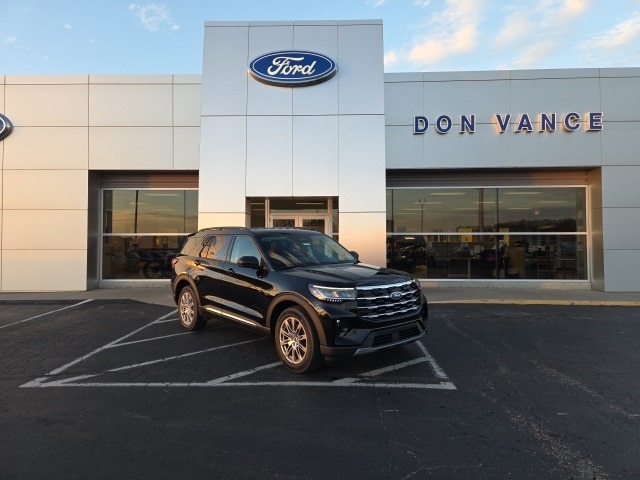 2025 Ford Explorer Active's photo