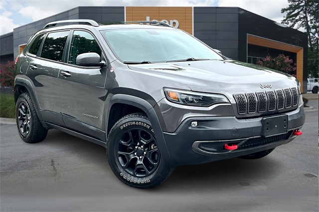 2020 Jeep Cherokee Trailhawk photo 3