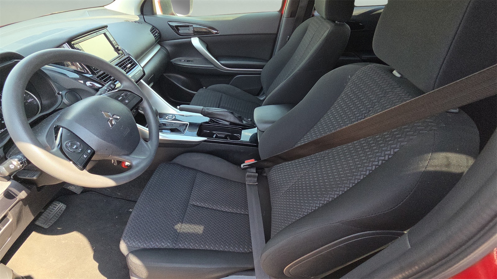 2024 Mitsubishi Eclipse Cross ES photo 26