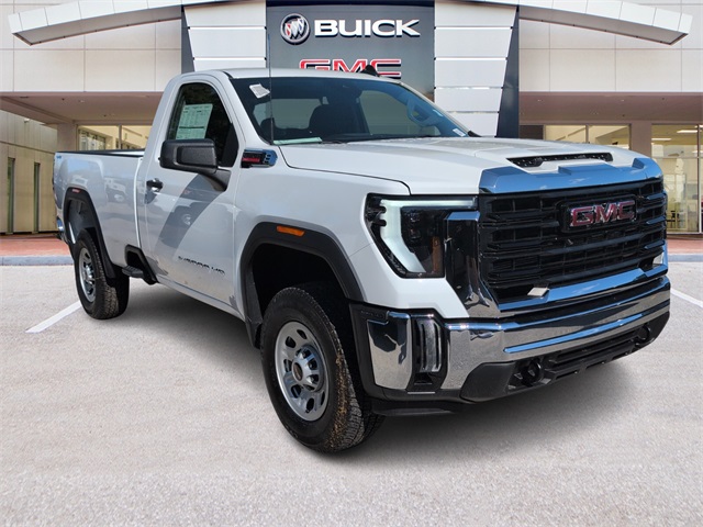2025 GMC Sierra 3500HD Pro's photo